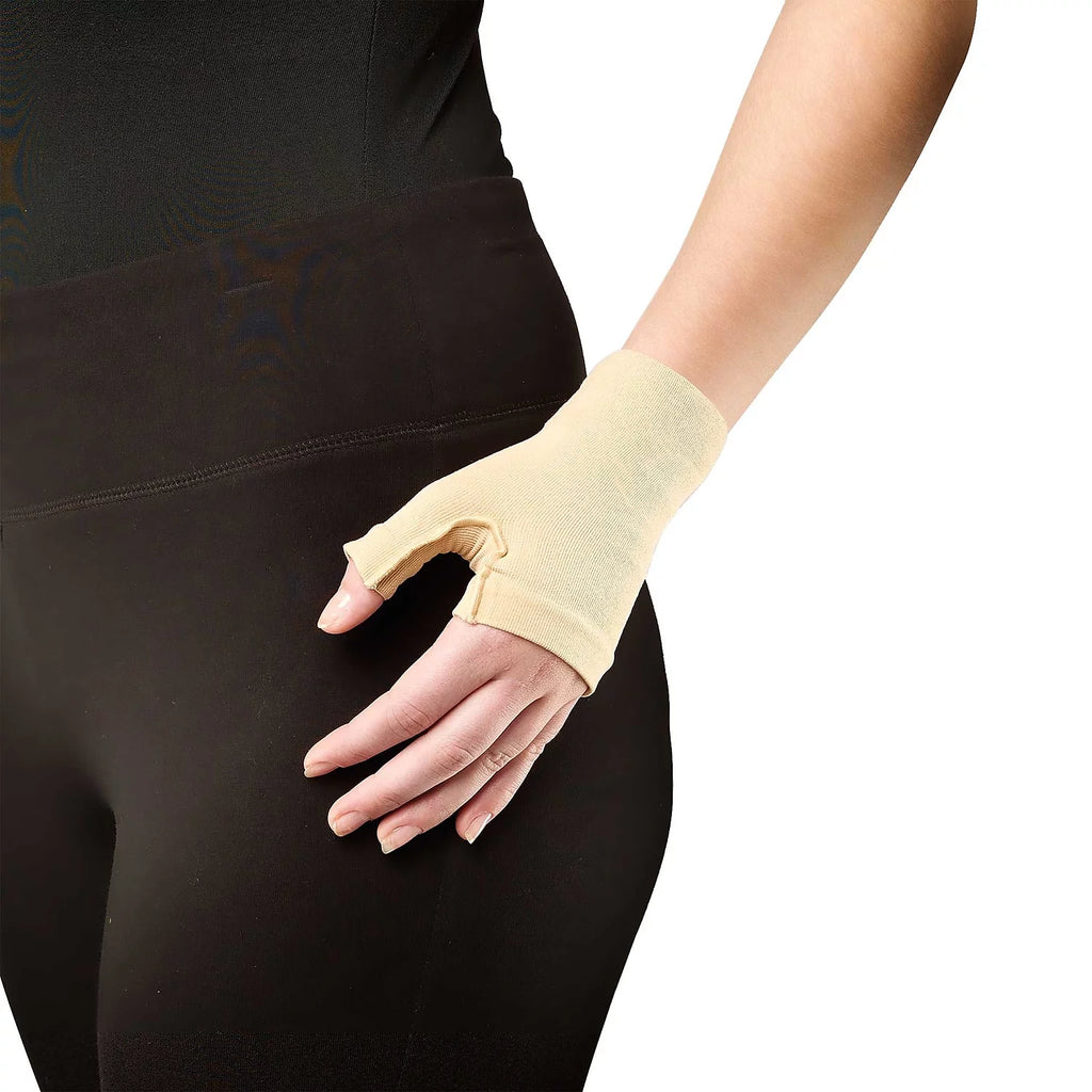 20-30 mmHg Compression Gauntlet M54943