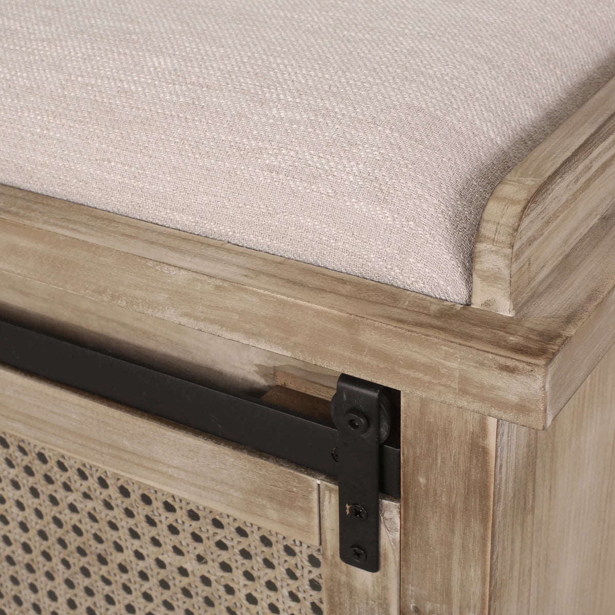 Rustic Storage Bench with Cushion U80725