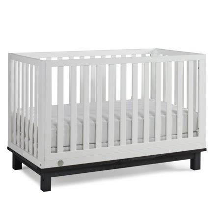 Snow White Matte Black Convertible Crib O75165