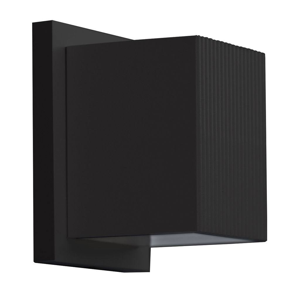 Black LED Outdoor Wall Light P7488