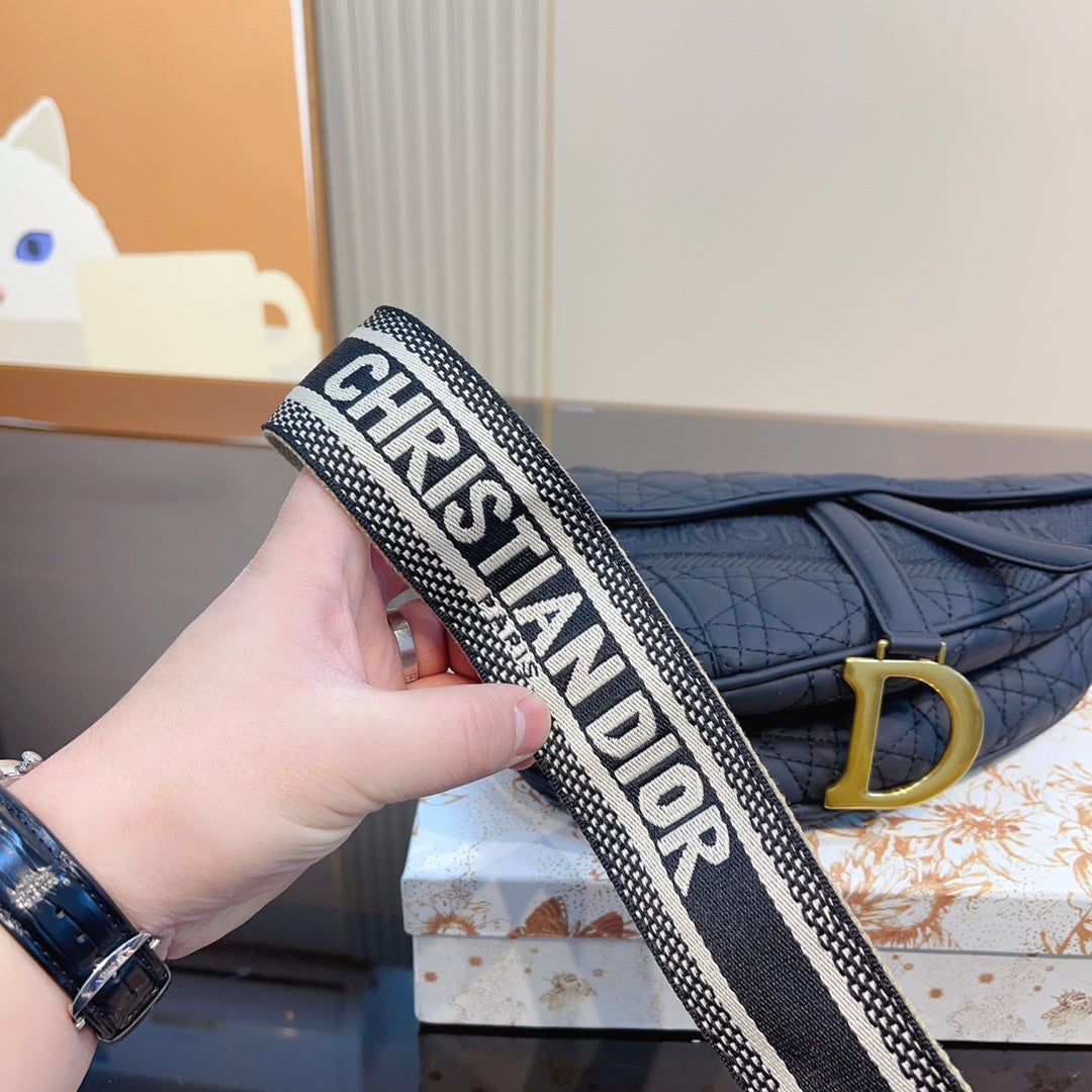 Saddle Bag Z3004