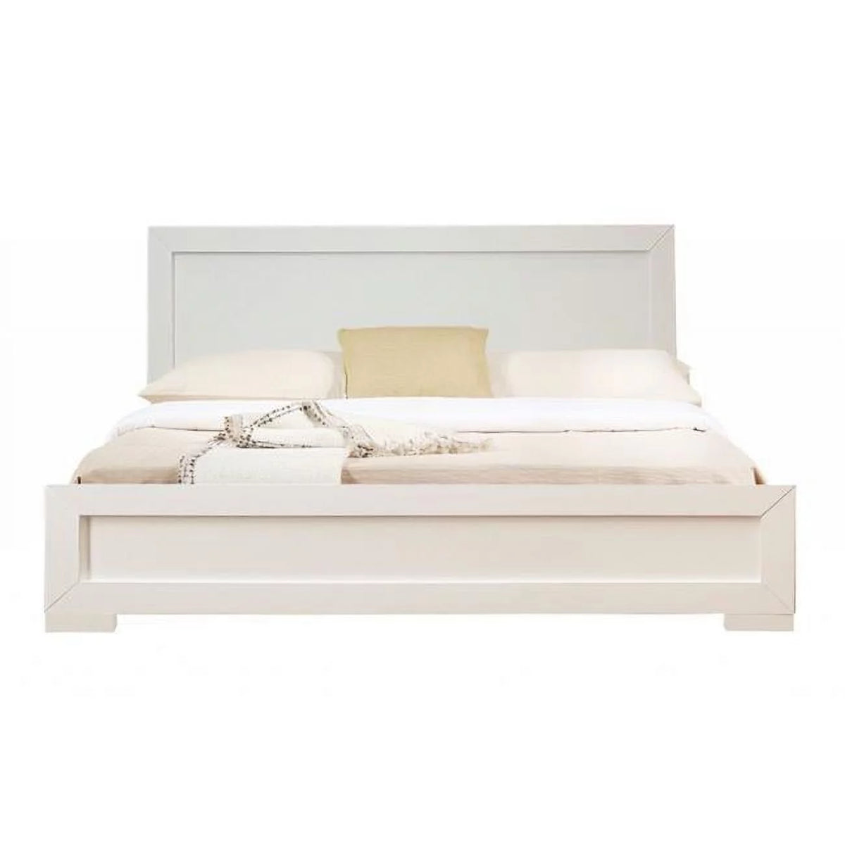 White Queen Size Wood Platform Bed C7403