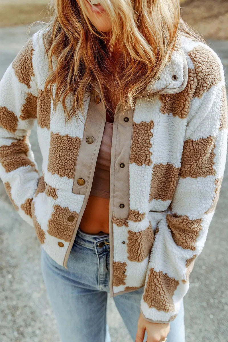 Solid Patchwork Turndown Collar Outerwear Q272665