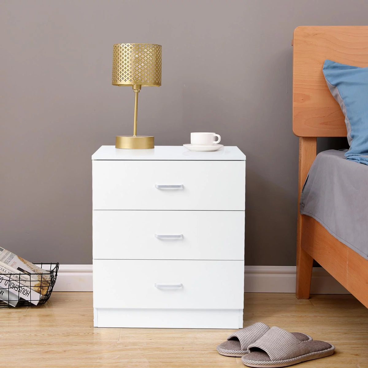 White 3 Drawer Dresser I225014