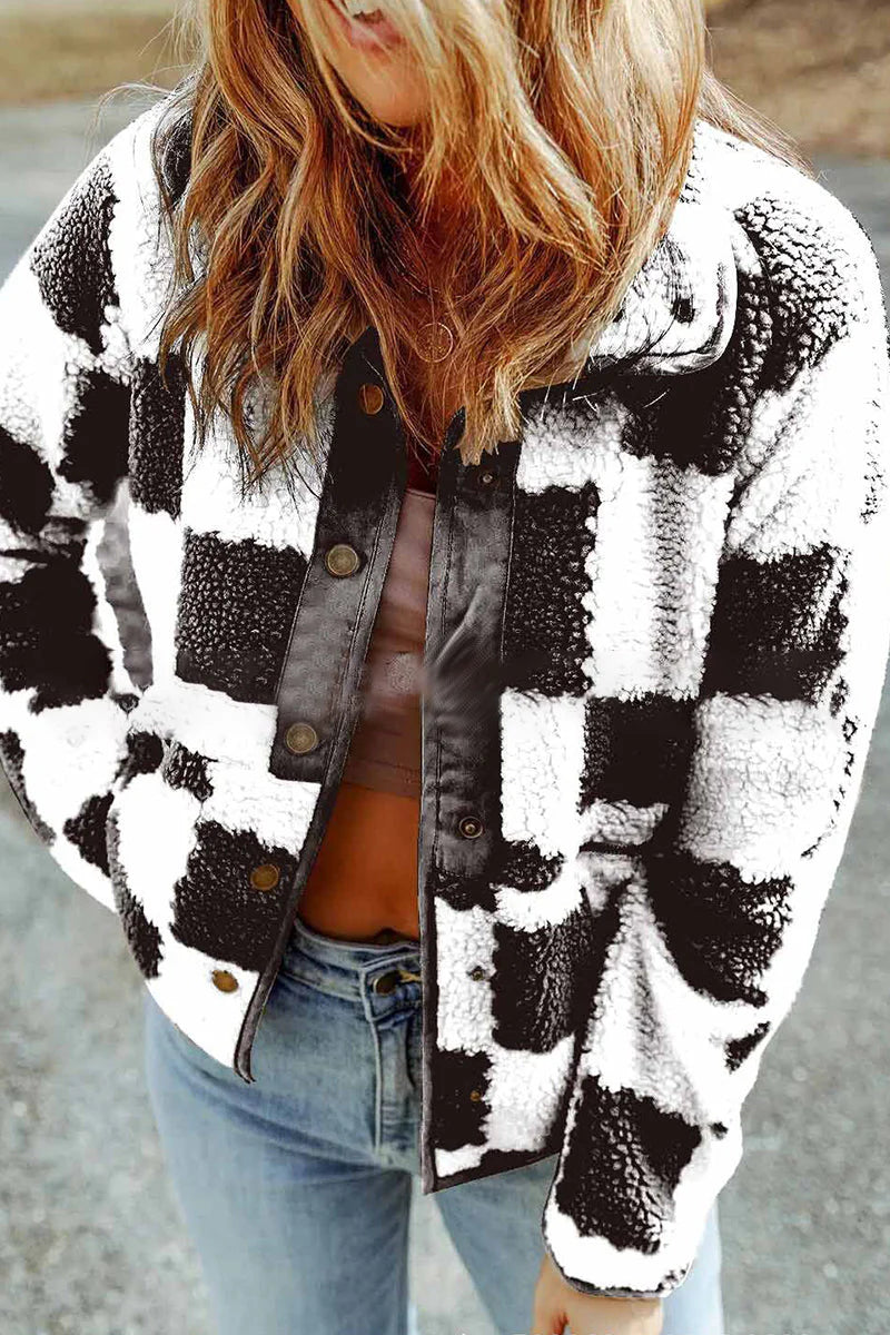 Solid Patchwork Turndown Collar Outerwear Q272665