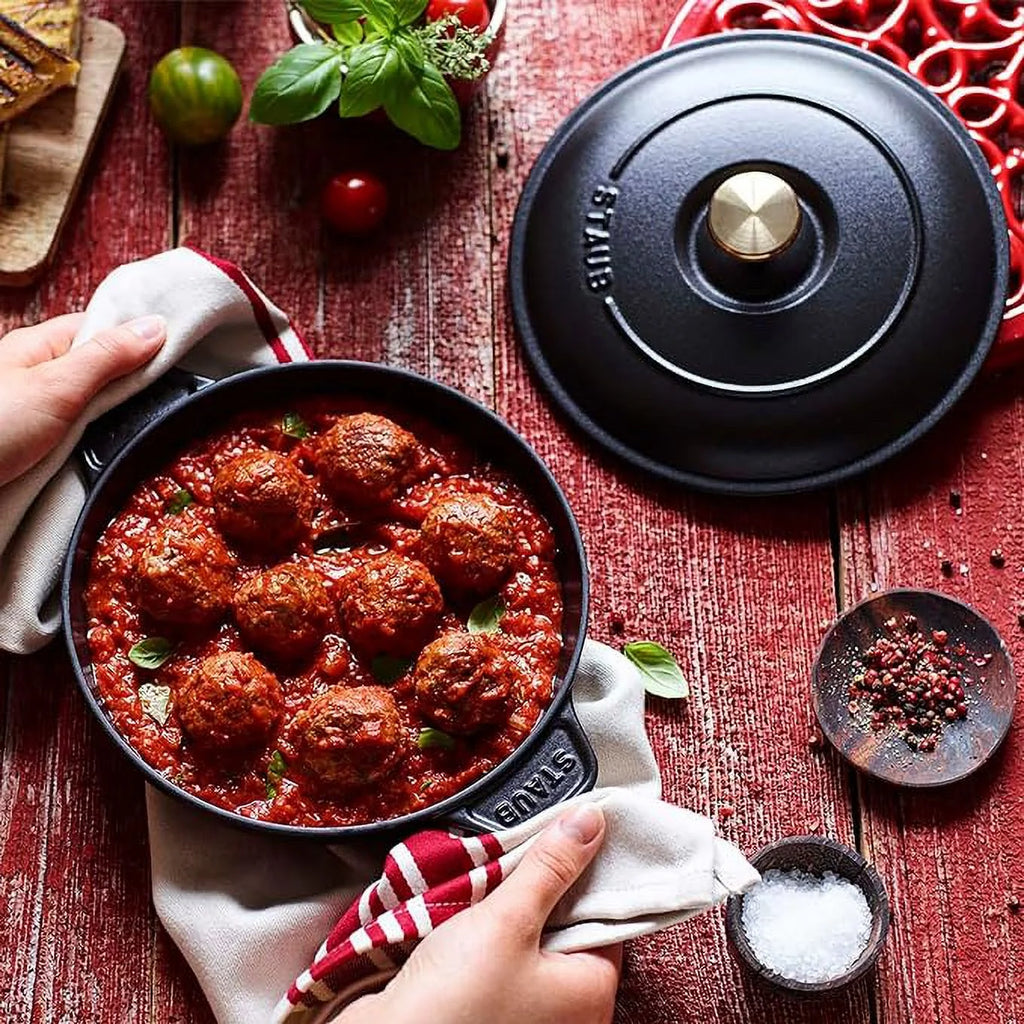 Cast Iron Round Covered Baking Dish T35046