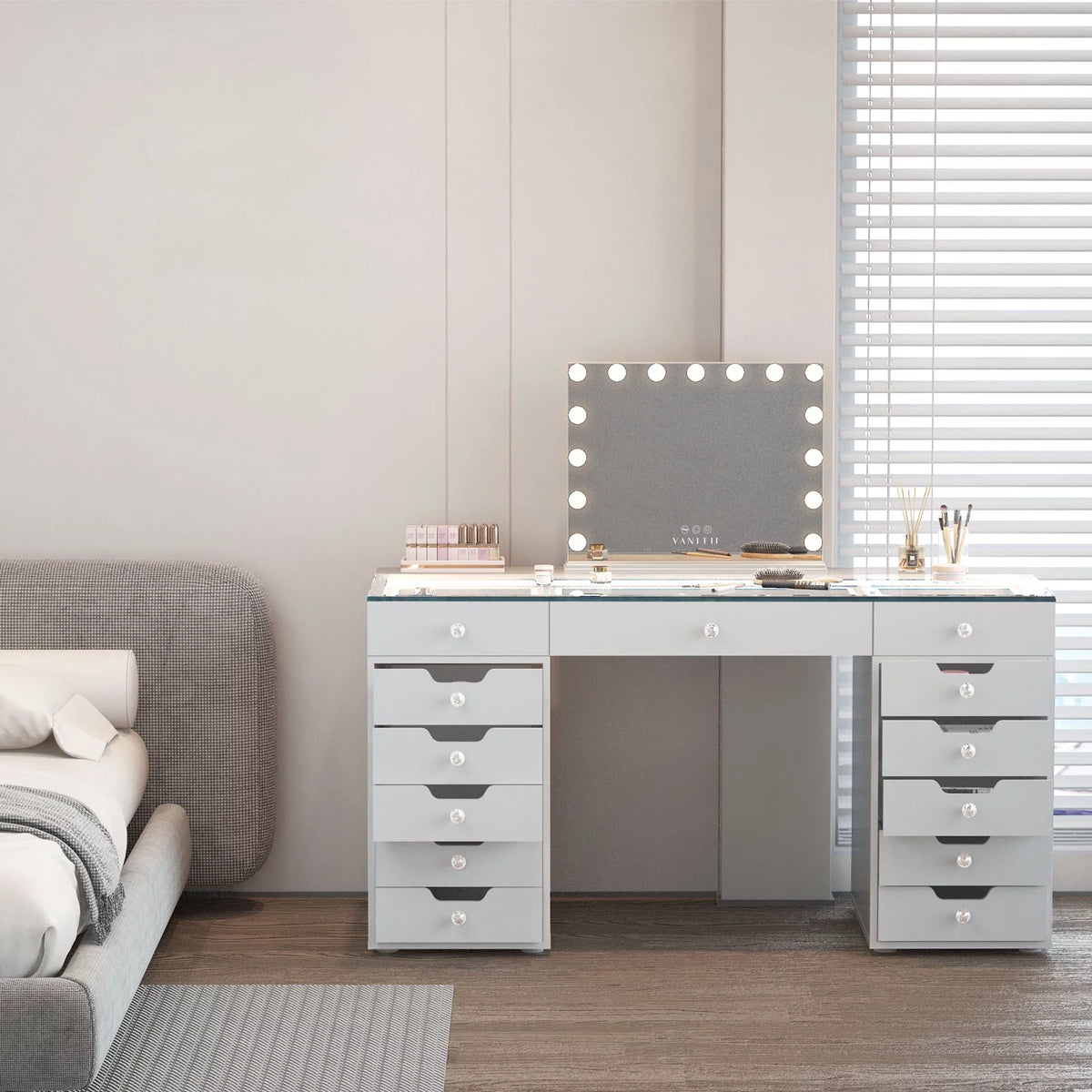 13 Drawers Makeup Vanity Table Desk with Lights X4736
